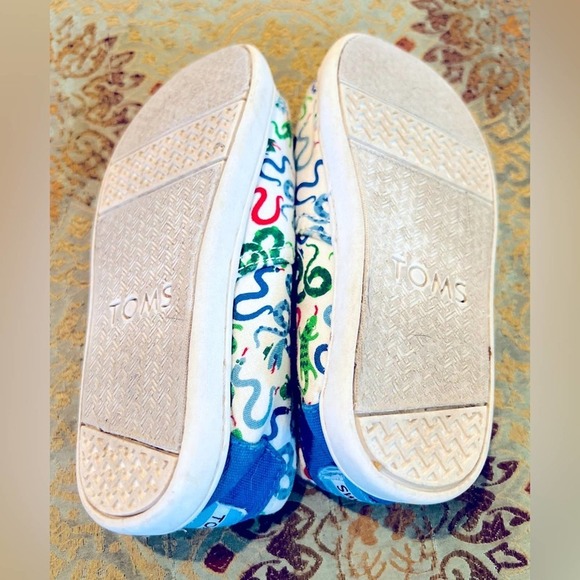 TOMS Toddler Snake Print Canvas Shoes in size 9 - Picture 6 of 7